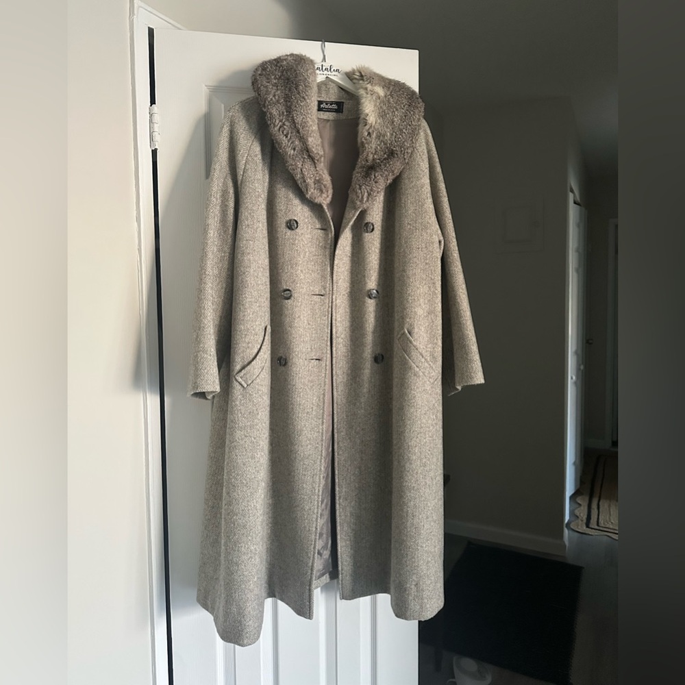 Vintage Arlette Herringbone Coat with Fur Trim